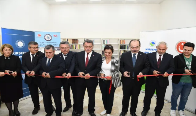 KAEÜ’de "Türk Tarih Kurumu Yüzüncü Yıl Kitaplığı" kuruldu KAEÜ’de "Türk Tarih Kurumu Yüzüncü Yıl Kitaplığı" kuruldu