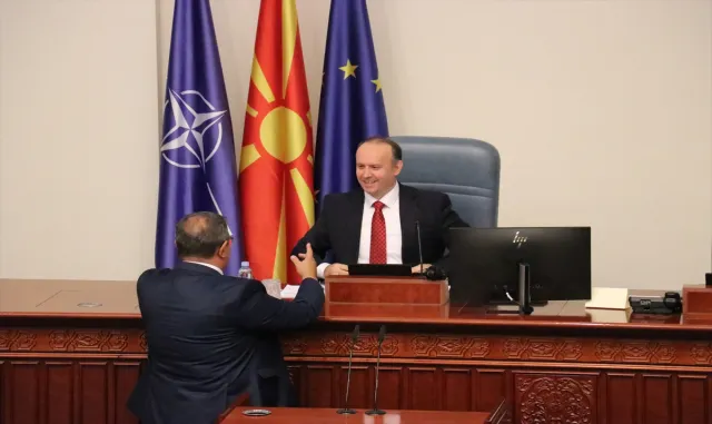Kuzey Makedonya Meclis Başkanı Gashi hakkında verilen gensoru önergesi reddedildi Kuzey Makedonya Meclis Başkanı Gashi hakkında verilen gensoru önergesi reddedildi