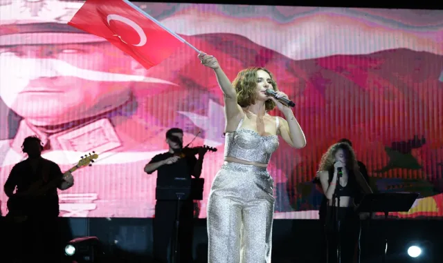 Nallıhan’da "3. Çayırhan Maden, Balık, Kültür ve Sanat Festivali" düzenlendi Nallıhan’da "3. Çayırhan Maden, Balık, Kültür ve Sanat Festivali" düzenlendi