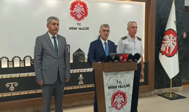 Niğde’de Güvenlik Bilgilendirme Toplantısı yapıldı Niğde’de Güvenlik Bilgilendirme Toplantısı yapıldı