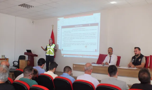 Ulaş’ta servis şoförlerine eğitim verildi Ulaş’ta servis şoförlerine eğitim verildi