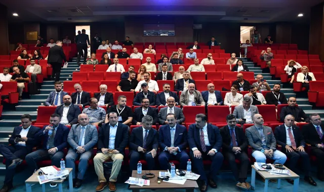Üsküp’te Kuzey Makedonya-Türkiye Yatırım ve Ticaret Forumu düzenlendi Üsküp’te Kuzey Makedonya-Türkiye Yatırım ve Ticaret Forumu düzenlendi