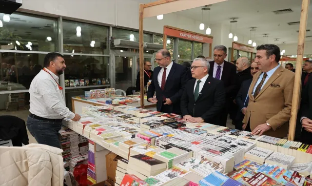 11. Sivas Kitap Günleri başladı 11. Sivas Kitap Günleri başladı