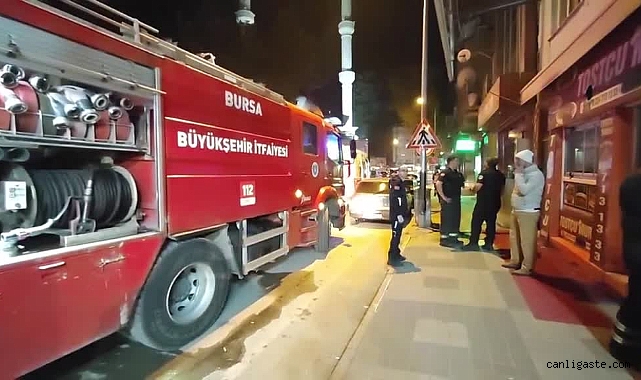 Bursa’da evde çıkan yangında yaşlı adam hayatını kaybetti Bursa’da evde çıkan yangında yaşlı adam hayatını kaybetti