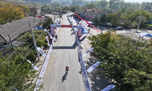 Balkan Yol Bisikleti Şampiyonası Edirne’de başladı Balkan Yol Bisikleti Şampiyonası Edirne’de başladı