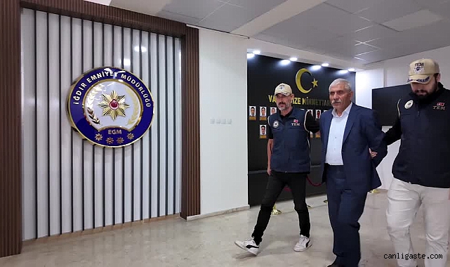 Iğdır’da 13 polisin şehit olduğu bombalı saldırıyla ilgili 3 zanlı tutuklandı Iğdır’da 13 polisin şehit olduğu bombalı saldırıyla ilgili 3 zanlı tutuklandı
