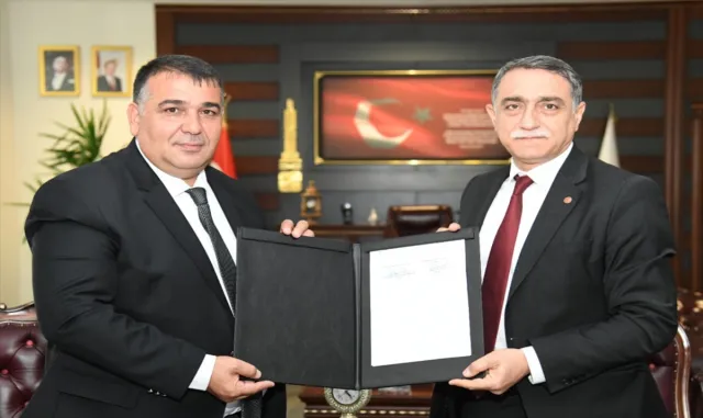 KAEÜ ile Kırşehir TSO arasında iş birliği protokolü imzalandı KAEÜ ile Kırşehir TSO arasında iş birliği protokolü imzalandı