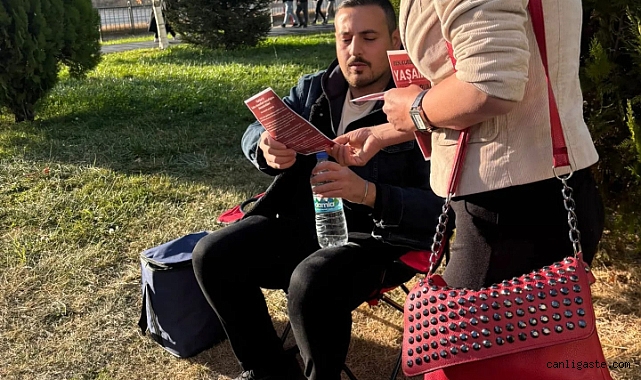 Kayseri’de Zafer Partisi Kadın Kolları ’kadın cinayetleri’ne dikkat çekti Kayseri’de Zafer Partisi Kadın Kolları ’kadın cinayetleri’ne dikkat çekti