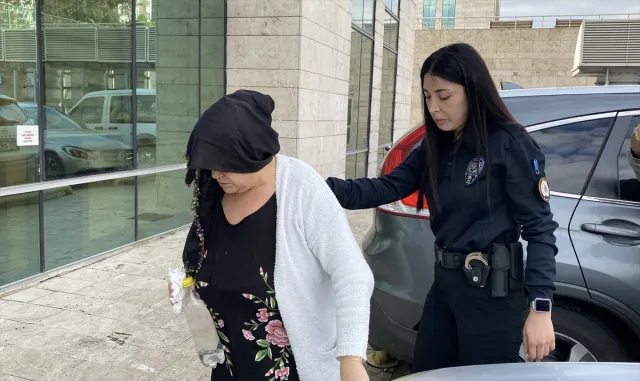 Samsun’da bir kişinin parasını gasbettikleri öne sürülen 3 şüpheliden biri yakalandı Samsun’da bir kişinin parasını gasbettikleri öne sürülen 3 şüpheliden biri yakalandı