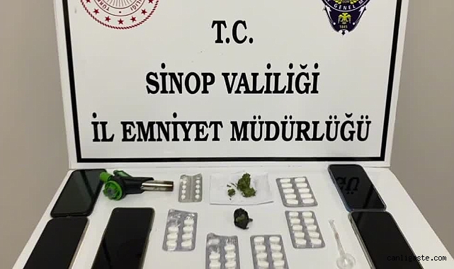 Sinop’ta uyuşturucu operasyonu: 5 kişi yakalandı Sinop’ta uyuşturucu operasyonu: 5 kişi yakalandı