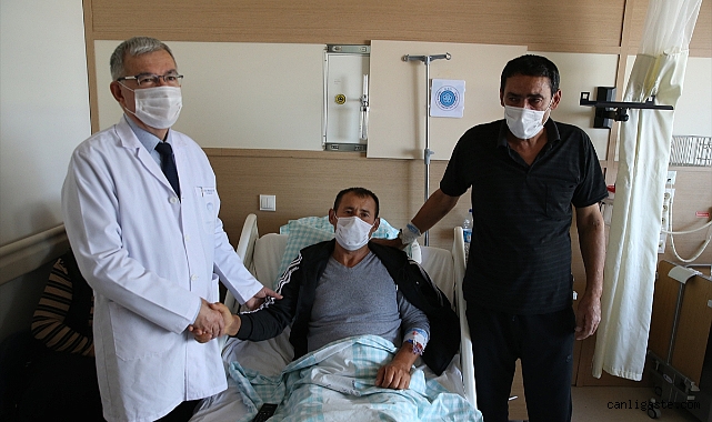 Ağabeyinden nakledilen böbrekle sağlığına kavuştu Ağabeyinden nakledilen böbrekle sağlığına kavuştu