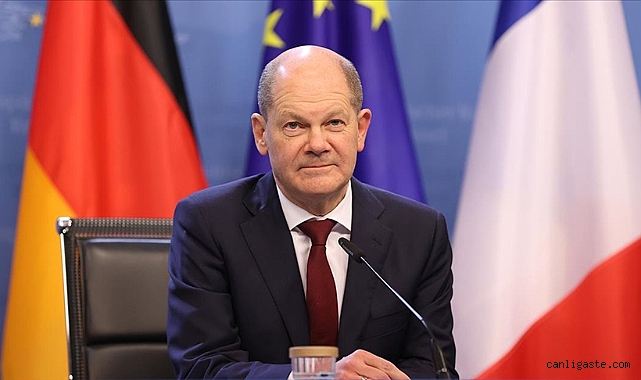 Almanya Başbakanı Scholz, 15 Ocak 2025’te meclisten güven oyu isteyeceğini duyurdu Almanya Başbakanı Scholz, 15 Ocak 2025’te meclisten güven oyu isteyeceğini duyurdu