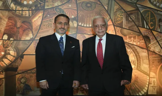 Cumhurbaşkanlığı İletişim Başkanı Altun, "Bir Keribar Fotoğrafı" belgeselinin gösterimine katıldı Cumhurbaşkanlığı İletişim Başkanı Altun, "Bir Keribar Fotoğrafı" belgeselinin gösterimine katıldı