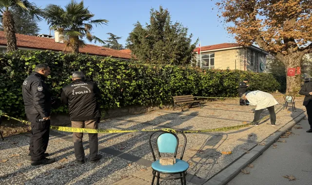GÜNCELLEME - Sakarya’da silahlı saldırıya uğrayan kadın öldü GÜNCELLEME - Sakarya’da silahlı saldırıya uğrayan kadın öldü