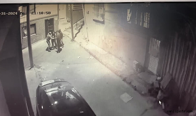 İzmir’de takside bıçaklanan kişi öldü İzmir’de takside bıçaklanan kişi öldü