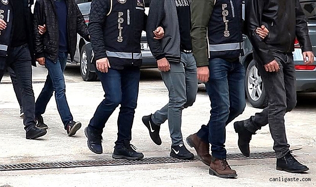 Kayseri’de Silah kaçakçılığı Operasyonu 16 şüpheli yakalandı Kayseri’de Silah kaçakçılığı Operasyonu 16 şüpheli yakalandı