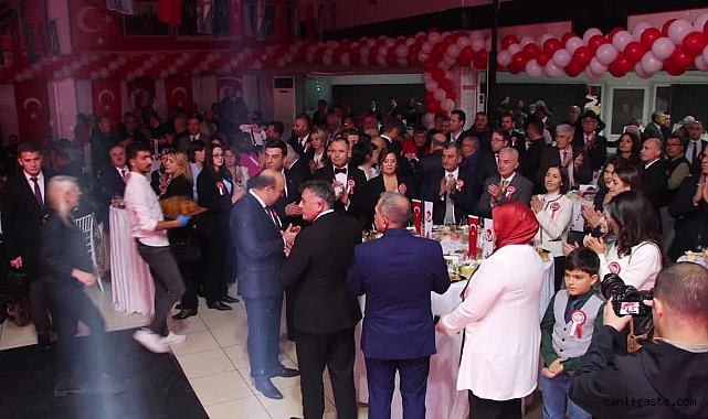 Kırklareli’nin kurtuluşunun 102. yıl dönümü dolayısıyla resepsiyon verildi Kırklareli’nin kurtuluşunun 102. yıl dönümü dolayısıyla resepsiyon verildi