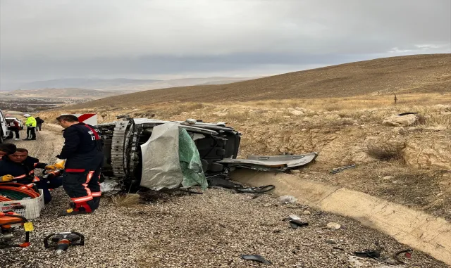 Malatya’da devrilen otomobildeki 5 kişi yaralandı Malatya’da devrilen otomobildeki 5 kişi yaralandı