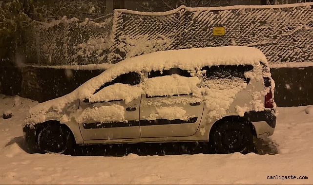 Tunceli’de kar ve tipi nedeniyle mahsur kalan 19 kişiyi AFAD ekipleri kurtardı Tunceli’de kar ve tipi nedeniyle mahsur kalan 19 kişiyi AFAD ekipleri kurtardı