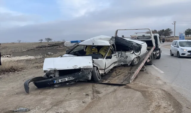 Eskişehir’de otomobil sürücüsünün öldüğü kazanın kamera kayıtları ortaya çıktı Eskişehir’de otomobil sürücüsünün öldüğü kazanın kamera kayıtları ortaya çıktı