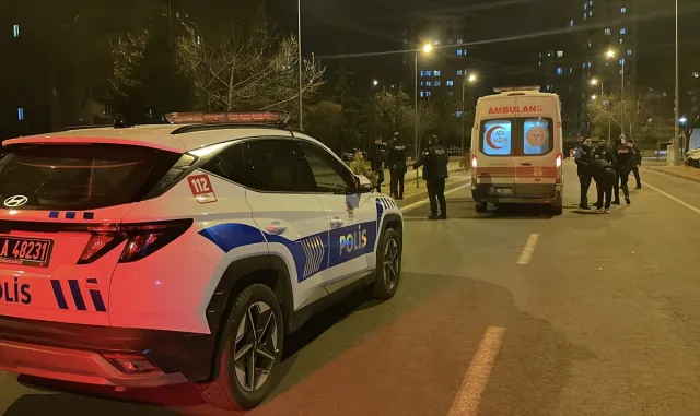 GÜNCELLEME 2 - Kayseri’de parkta çay içen arkadaşlar arasında çıkan bıçaklı kavgada bir kişi öldü GÜNCELLEME 2 - Kayseri’de parkta çay içen arkadaşlar arasında çıkan bıçaklı kavgada bir kişi öldü
