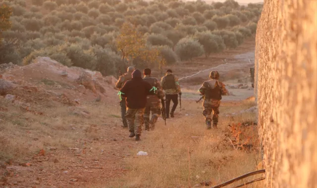 GÜNCELLEME - Suriye Milli Ordusunun, Özgürlük Şafağı Operasyonu’nda PKK/YPG’ye karşı ilerleyişi sürüyor GÜNCELLEME - Suriye Milli Ordusunun, Özgürlük Şafağı Operasyonu’nda PKK/YPG’ye karşı ilerleyişi sürüyor