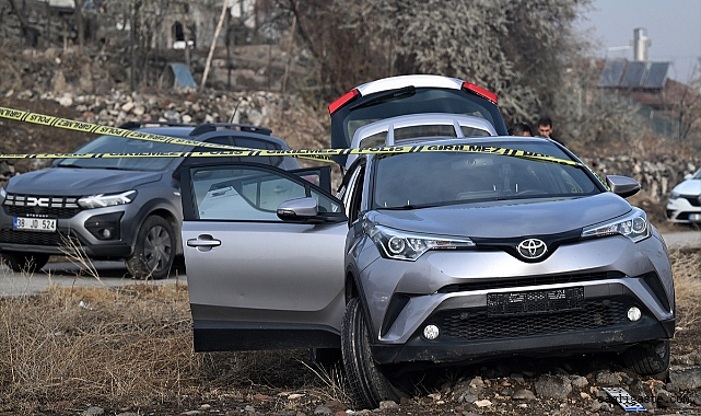 Kayseri’de "dur" İhtarına Uymayan Otomobil Kovalamaca Sonucu Yakalandı Kayseri’de "dur" İhtarına Uymayan Otomobil Kovalamaca Sonucu Yakalandı
