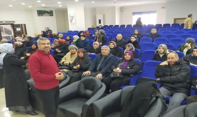 Kırşehir Müftülüğünde umre semineri verildi Kırşehir Müftülüğünde umre semineri verildi