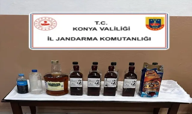 Konya’da 17 litre kaçak alkol ele geçirildi Konya’da 17 litre kaçak alkol ele geçirildi