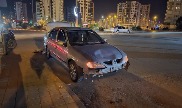 Adana’da otomobille çarpışan motosikletin sürücüsü yaralandı Adana’da otomobille çarpışan motosikletin sürücüsü yaralandı