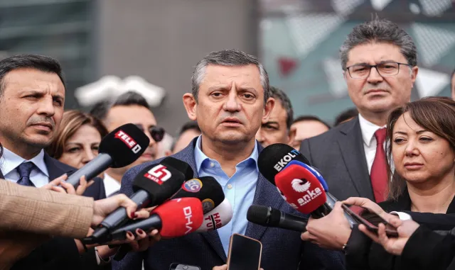 CHP Genel Başkanı Özel, partisinin il başkanları toplantısı öncesinde konuştu: CHP Genel Başkanı Özel, partisinin il başkanları toplantısı öncesinde konuştu: