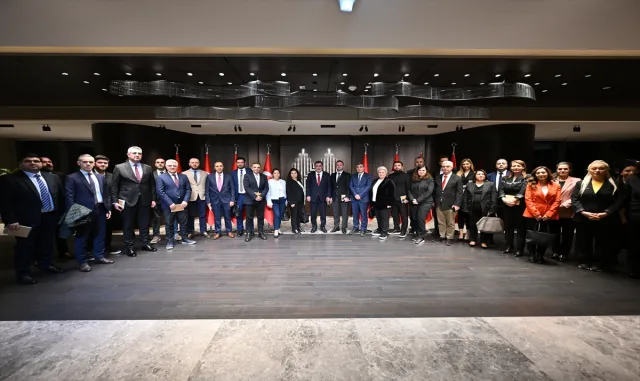 Cumhurbaşkanı Yardımcısı Yılmaz, İstanbul’da ekonomi basını ile bir araya geldi: (4) Cumhurbaşkanı Yardımcısı Yılmaz, İstanbul’da ekonomi basını ile bir araya geldi: (4)