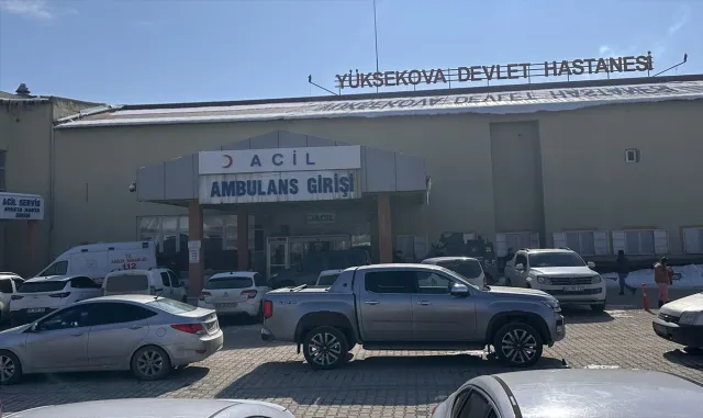 GÜNCELLEME 3 - Hakkari’de sahipsiz köpeklerin saldırısına uğrayan çocuk hayatını kaybetti GÜNCELLEME 3 - Hakkari’de sahipsiz köpeklerin saldırısına uğrayan çocuk hayatını kaybetti