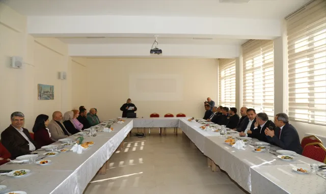 Meslek lisesi öğretmen ve öğrencileri, İspanya’daki deneyimlerini anlattı Meslek lisesi öğretmen ve öğrencileri, İspanya’daki deneyimlerini anlattı