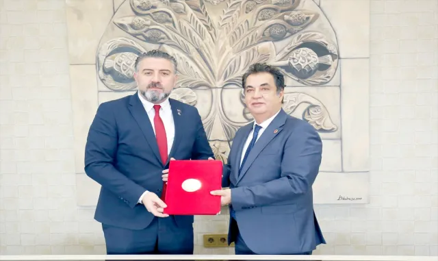 SCÜ ile Şehit ve Gazi Aileleri Derneği arasında işbirliği protokolü imzalandı SCÜ ile Şehit ve Gazi Aileleri Derneği arasında işbirliği protokolü imzalandı