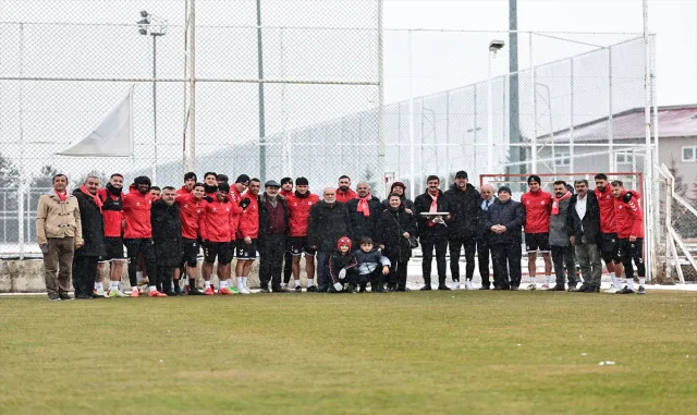 Sivasspor’da Kayserispor maçı hazırlıkları devam ediyor Sivasspor’da Kayserispor maçı hazırlıkları devam ediyor