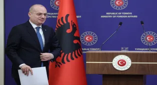 Dışişleri Bakanı Fidan, Arnavut mevkidaşı Hasani ile ortak basın toplantısında konuştu: (2)