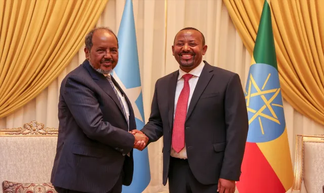 Etiyopya ile Somali liderleri Addis Ababa’da görüştü Etiyopya ile Somali liderleri Addis Ababa’da görüştü