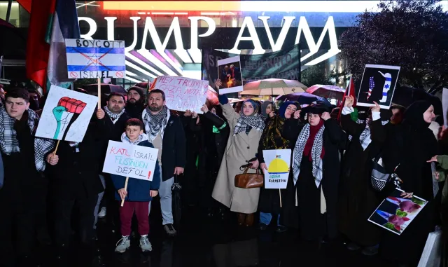 Şişli’de, ABD Başkanı Trump’ın Gazze planına protesto Şişli’de, ABD Başkanı Trump’ın Gazze planına protesto
