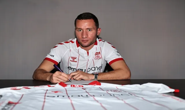 Sivasspor, Sırp futbolcu Veljko Simic’i transfer etti Sivasspor, Sırp futbolcu Veljko Simic’i transfer etti