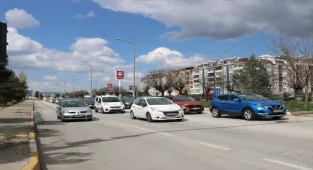 Afyonkarahisar-Antalya kara yolunda bayram yoğunluğu yaşanıyor