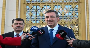 Cumhurbaşkanı Yardımcısı Yılmaz, bayram namazının ardından açıklamalarda bulundu: