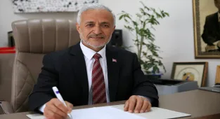 İzmir Büyükşehir Belediyesinin Manisa'da yeni su kuyusu açma planına sektör temsilcileri tepkili