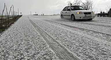 Aksaray'da dolu etkili oldu