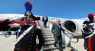 Cumhurbaşkanı Erdoğan, İtalya'da resmi törenle karşılandı