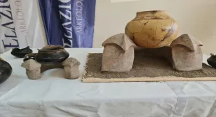 Elazığ'da arkeolojik kazılarda bulunan kutsal ocaklar restore edildi