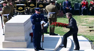 Gelibolu Yarımadası'ndaki Yeni Zelanda Anıtı'nda anma töreni düzenlendi