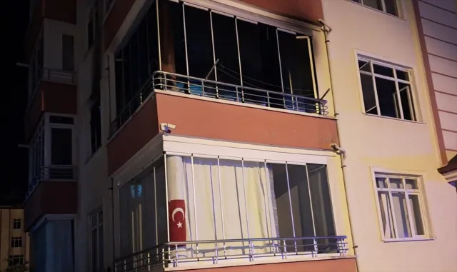 Beypazarı'nda bir evde çıkan yangın hasara neden oldu