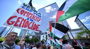 Brüksel’de, Nekbe'nin 77. yılında Filistin ile dayanışma gösterisi düzenlendi