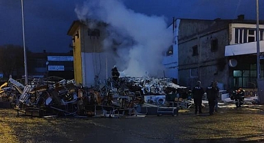 Kayseri'de düşen yıldırım yangına neden oldu